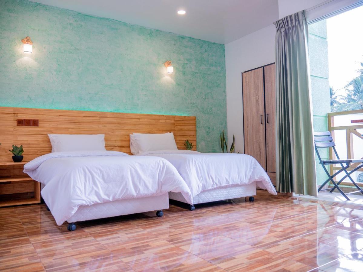 Turtle Maldives - Your Gateway To The Beach & Marine Adventures Await! Omadhoo Eksteriør billede