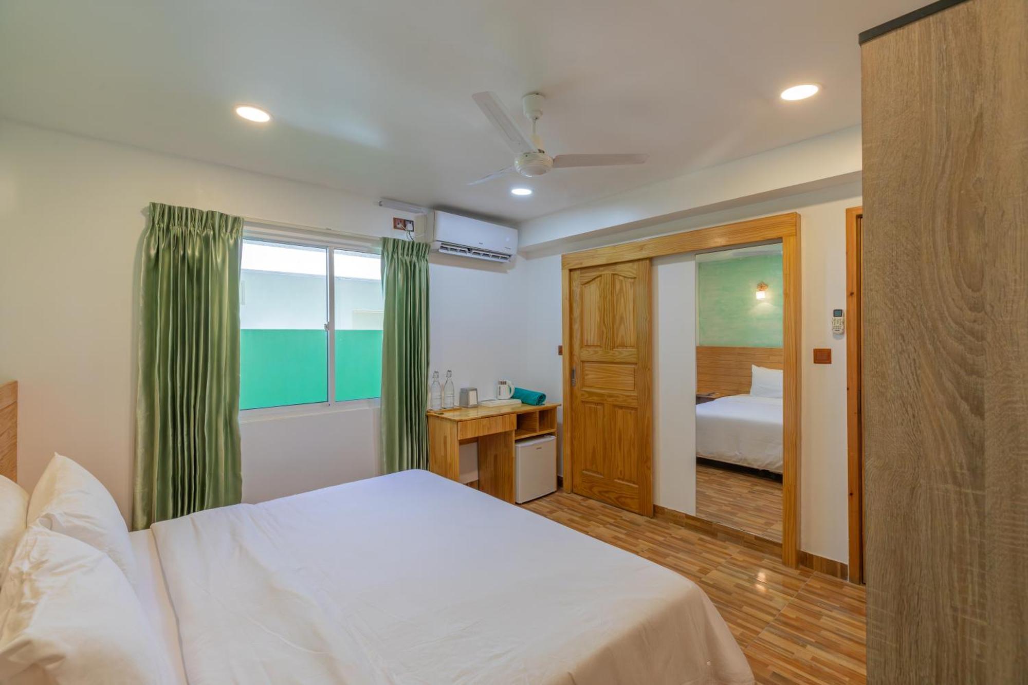 Turtle Maldives - Your Gateway To The Beach & Marine Adventures Await! Omadhoo Eksteriør billede